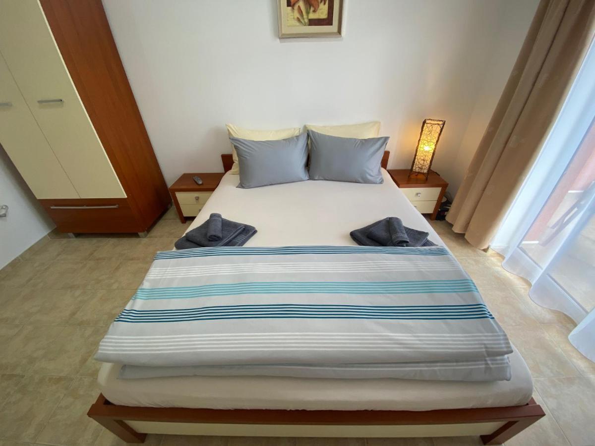 Anita A15 Family Apartment Слънчев бряг Екстериор снимка